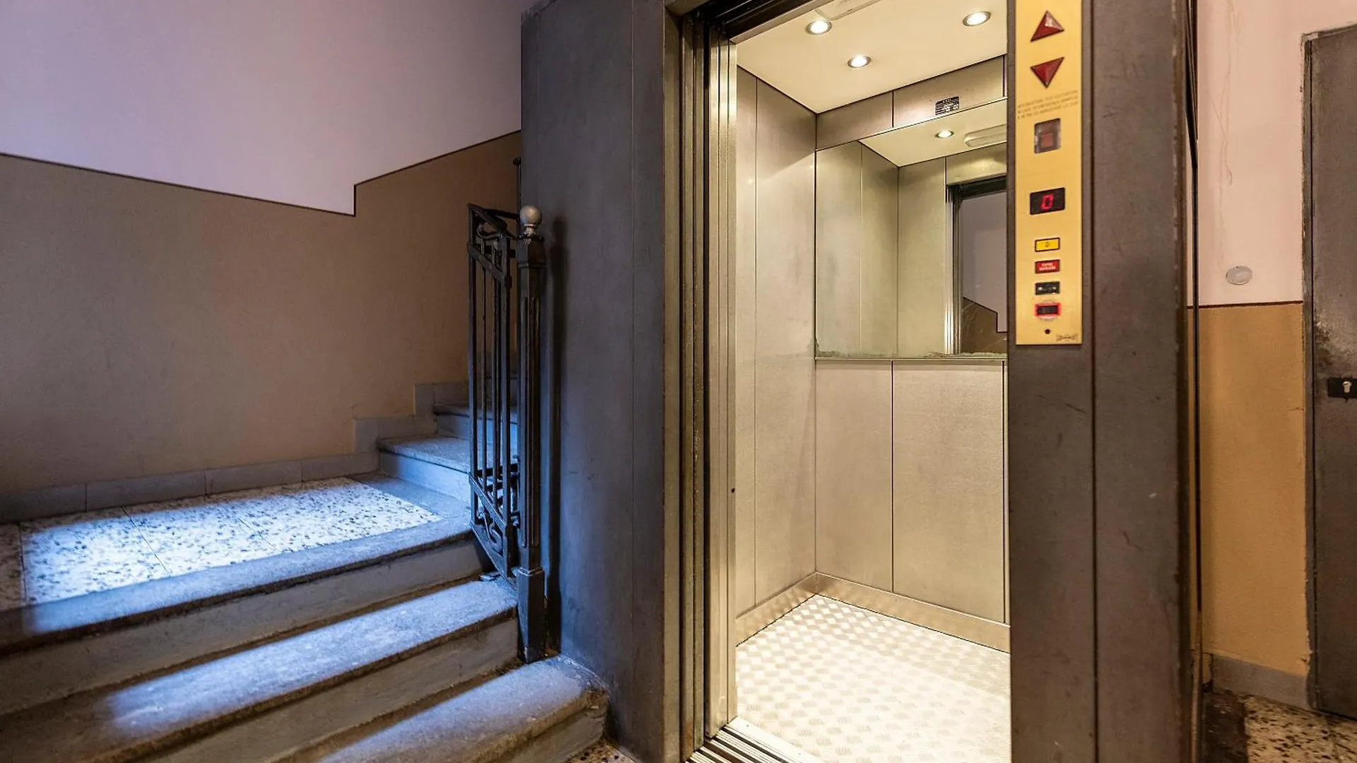 Bessy House, Near Fondazione Prada Apartment Milan