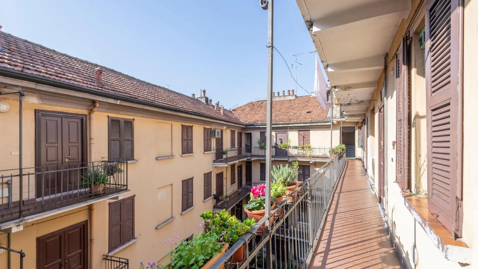 Bessy House, Near Fondazione Prada Apartment Milan Italy