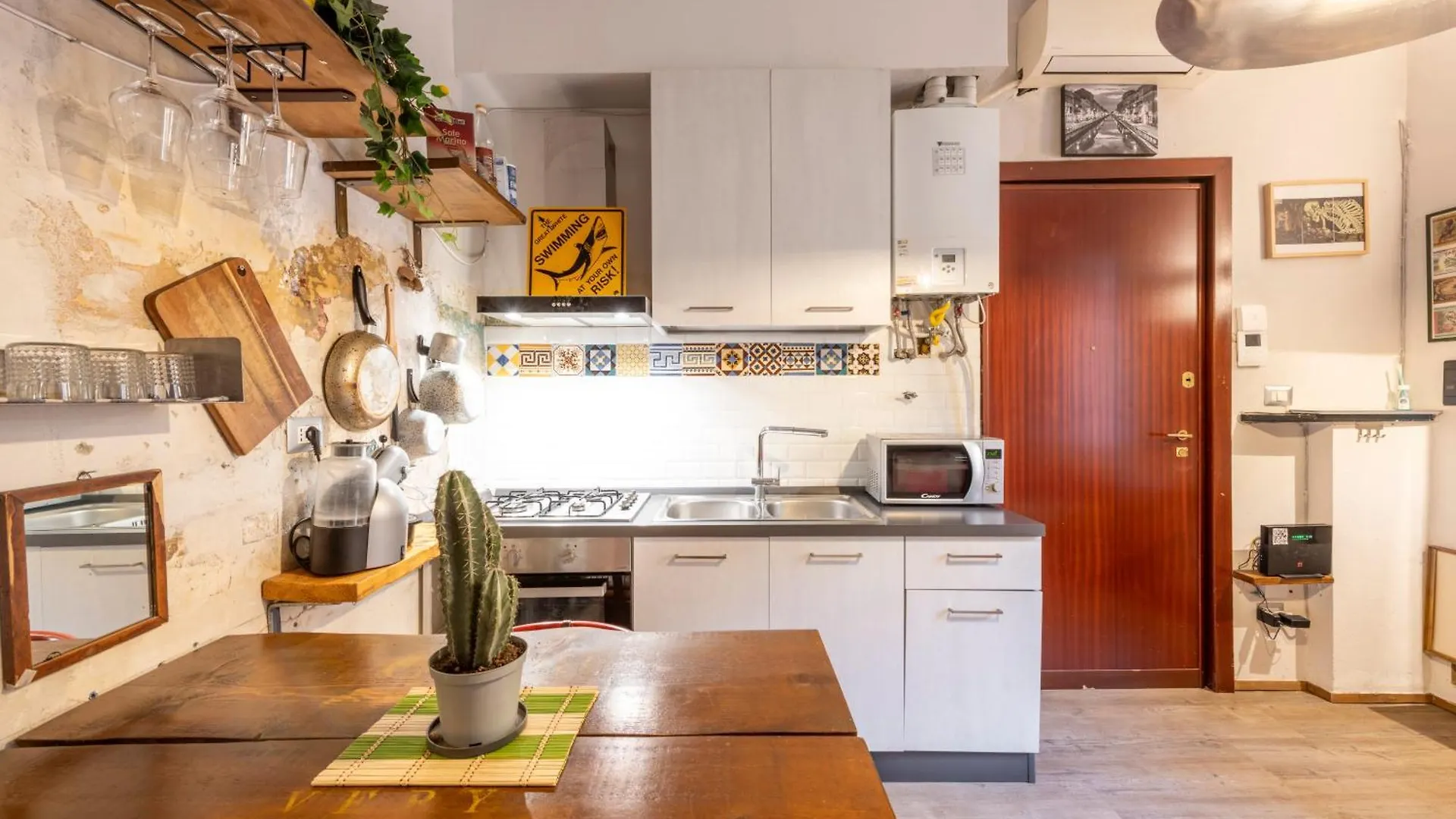 Bessy House, Near Fondazione Prada Apartment Milan 0*,